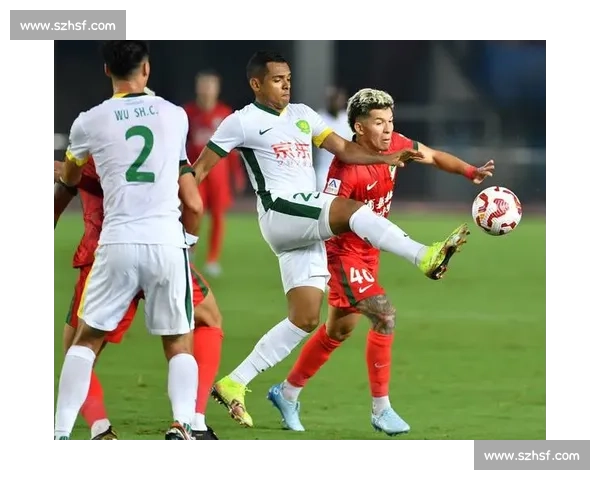 足球赛事高清直播精彩瞬间全记录畅享世界足坛巅峰对决 - 副本